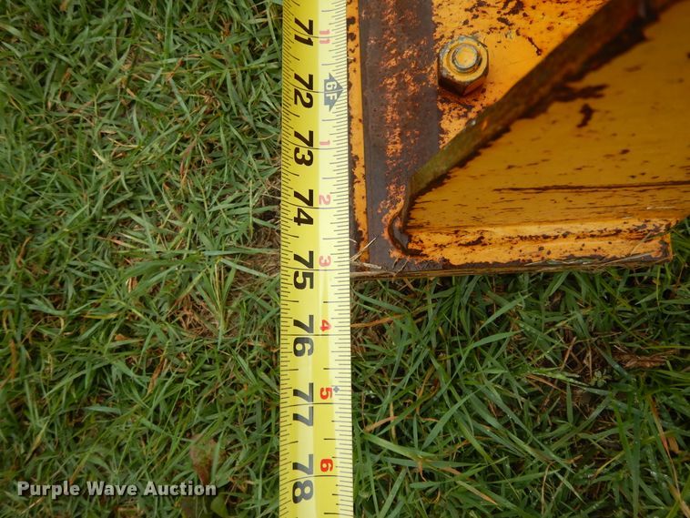 image for item DJ6663 2018 John Deere 204L  wheel loader