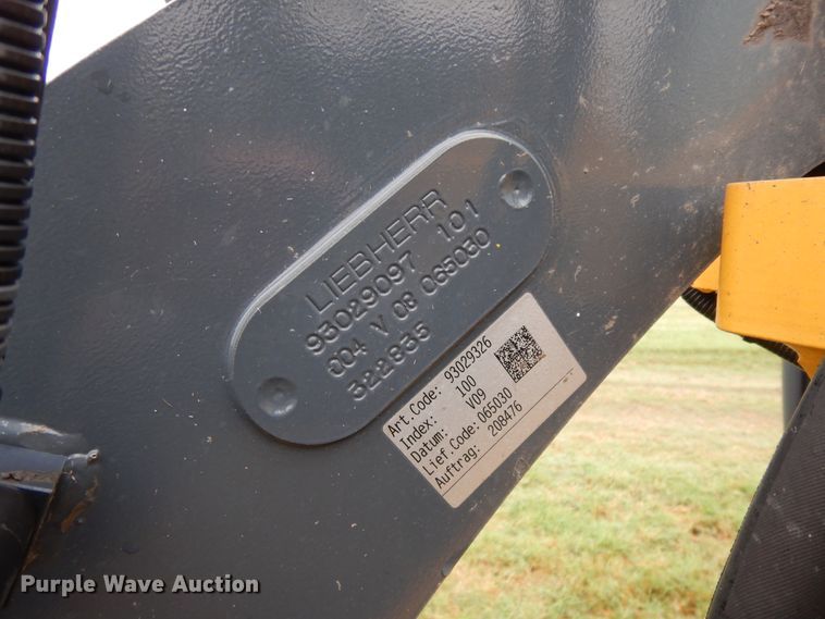 image for item DJ6663 2018 John Deere 204L  wheel loader