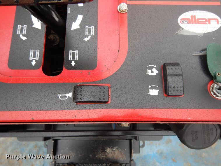 image for item DJ6669 2017 Allen AT16 power buggy