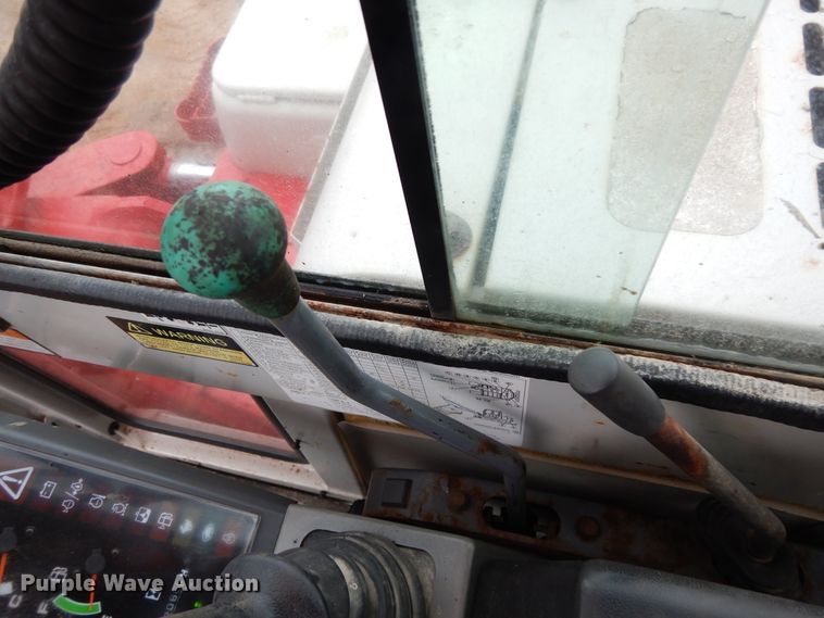 image for item DJ6670 2007 Takeuchi TB175  mini excavator