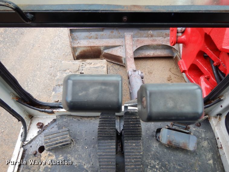 image for item DJ6670 2007 Takeuchi TB175  mini excavator