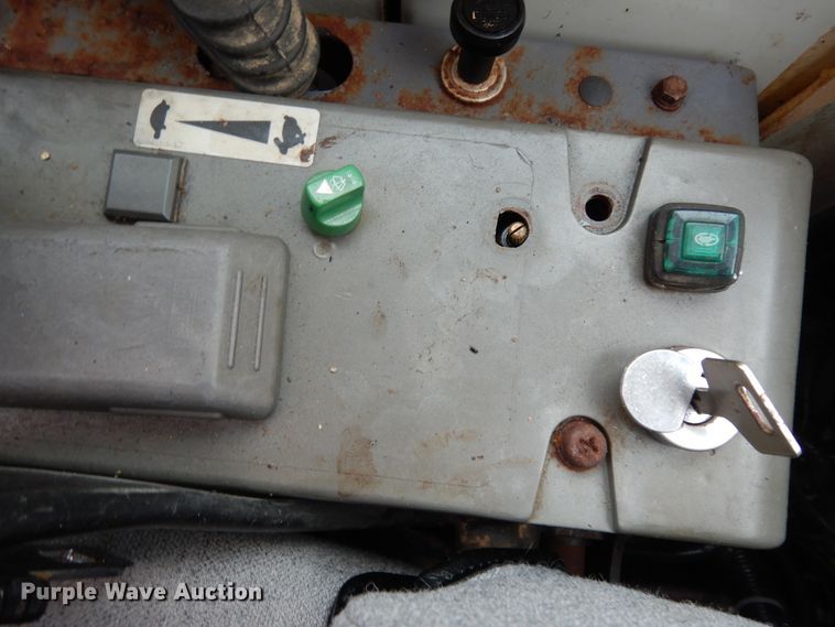 image for item DJ6670 2007 Takeuchi TB175  mini excavator