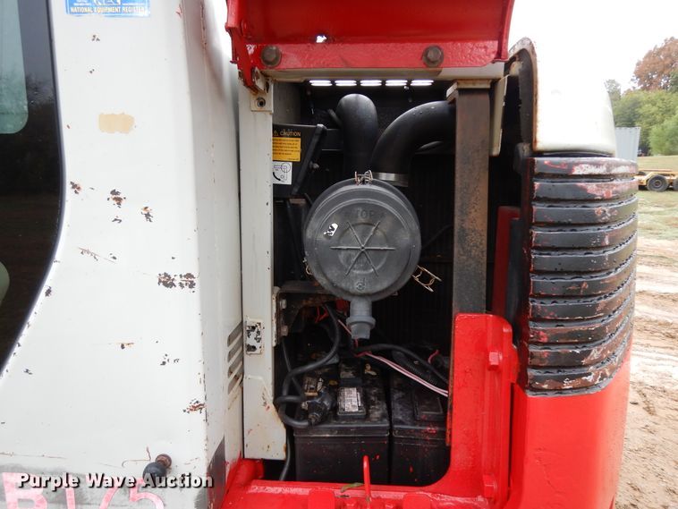 image for item DJ6670 2007 Takeuchi TB175  mini excavator