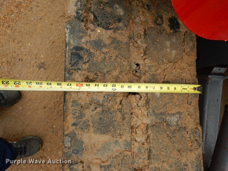 image for item DJ6670 2007 Takeuchi TB175  mini excavator