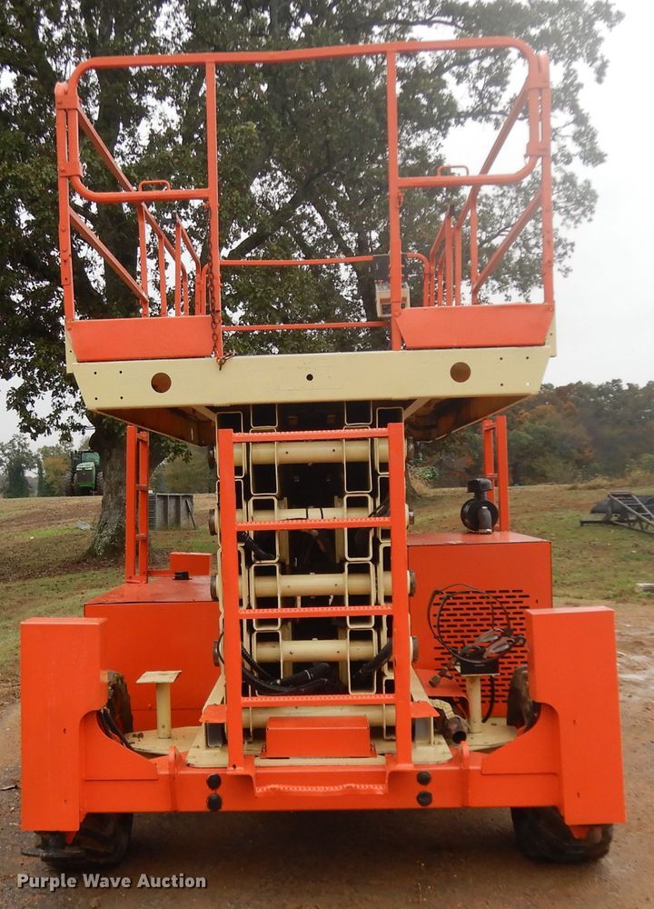 image for item DJ6671 2000 JLG 500RTS  scissor lift