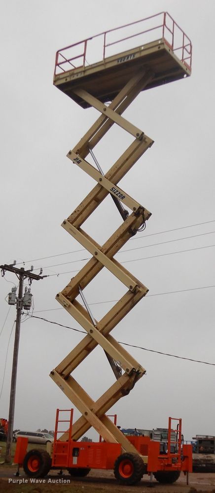 image for item DJ6671 2000 JLG 500RTS  scissor lift