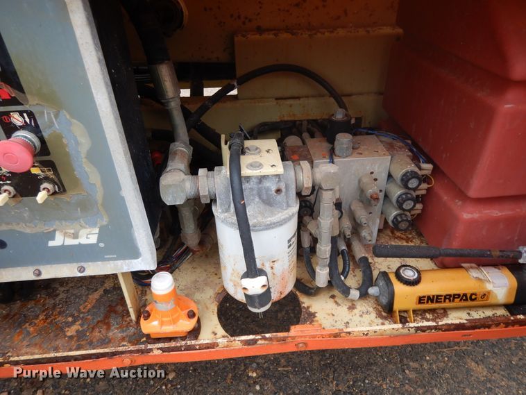 image for item DJ6671 2000 JLG 500RTS  scissor lift