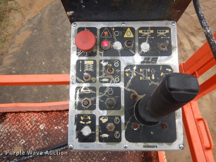 image for item DJ6671 2000 JLG 500RTS  scissor lift