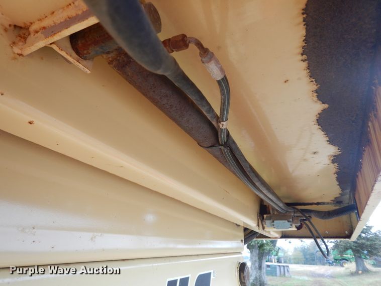 image for item DJ6671 2000 JLG 500RTS  scissor lift