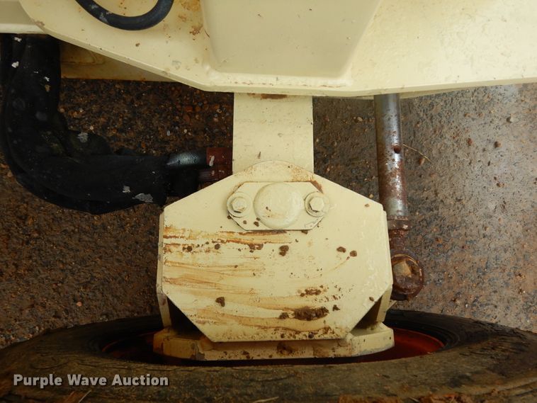 image for item DJ6671 2000 JLG 500RTS  scissor lift