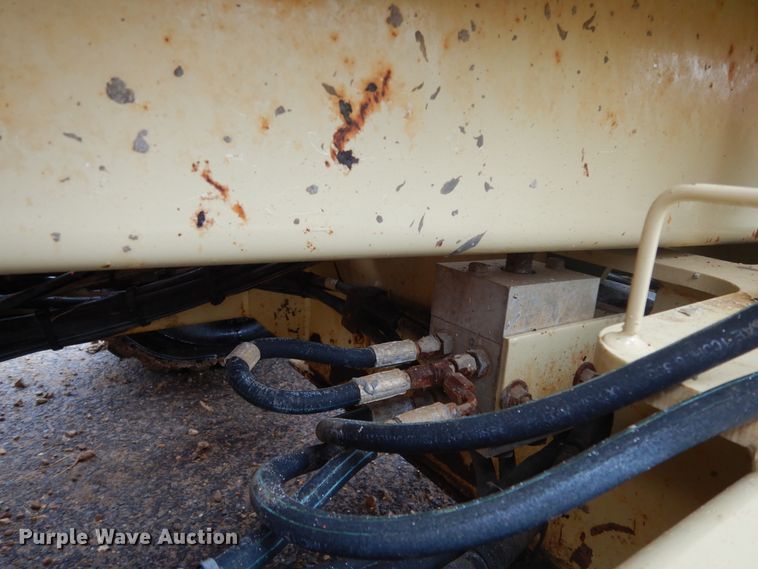 image for item DJ6671 2000 JLG 500RTS  scissor lift