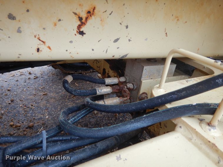 image for item DJ6671 2000 JLG 500RTS  scissor lift