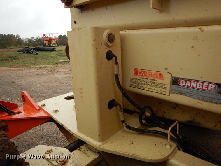 image for item DJ6671 2000 JLG 500RTS  scissor lift