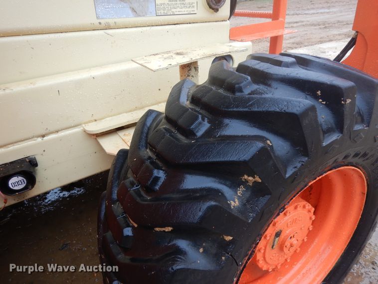 image for item DJ6671 2000 JLG 500RTS  scissor lift