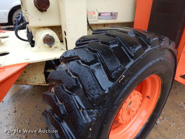 image for item DJ6671 2000 JLG 500RTS  scissor lift