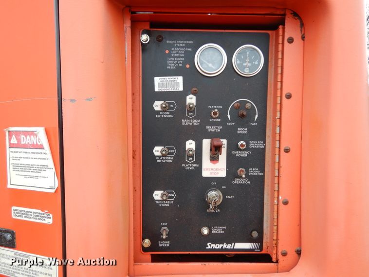 image for item DJ6672 2004 Snorkel TB60RDZ  boom lift
