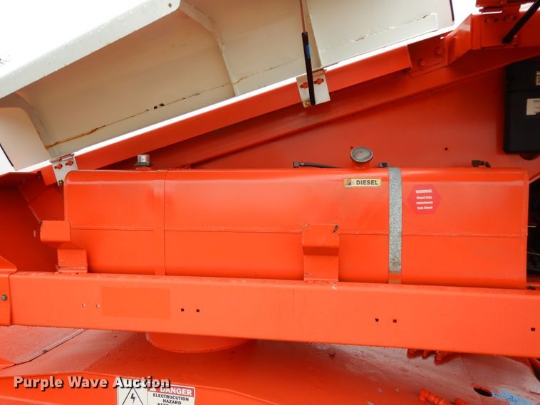 image for item DJ6672 2004 Snorkel TB60RDZ  boom lift