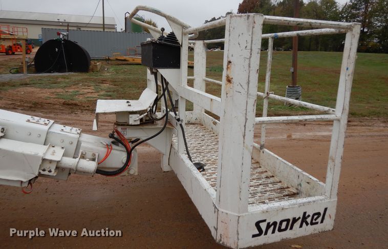 image for item DJ6672 2004 Snorkel TB60RDZ  boom lift