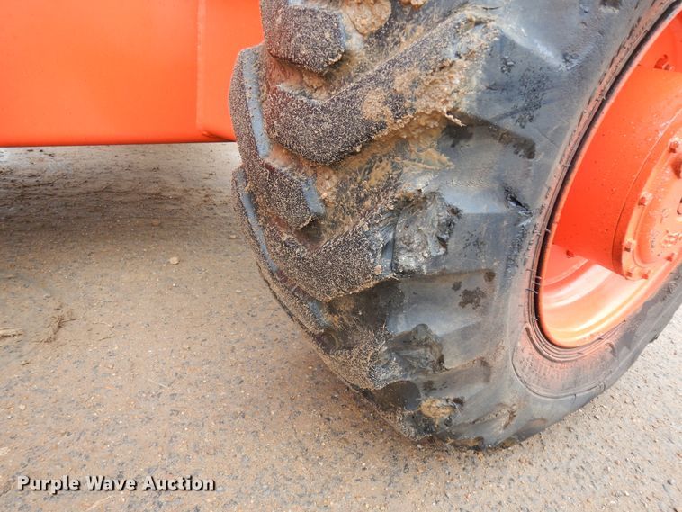 image for item DJ6672 2004 Snorkel TB60RDZ  boom lift