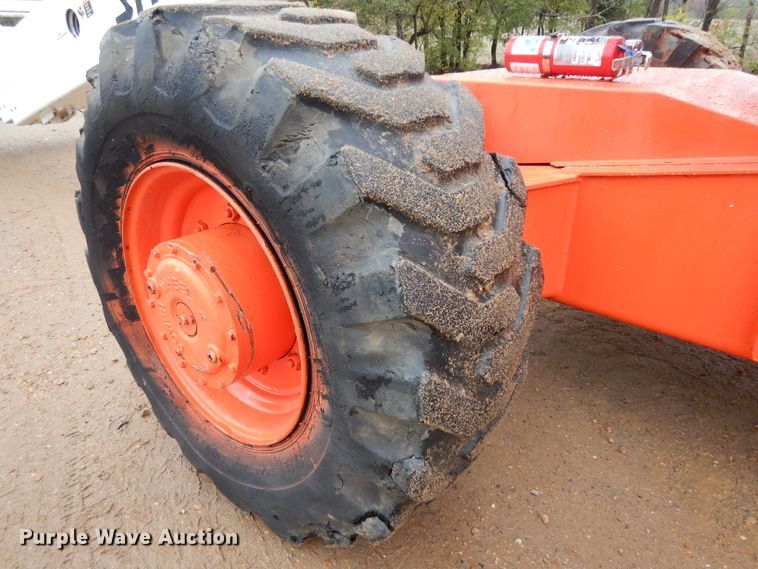 image for item DJ6672 2004 Snorkel TB60RDZ  boom lift