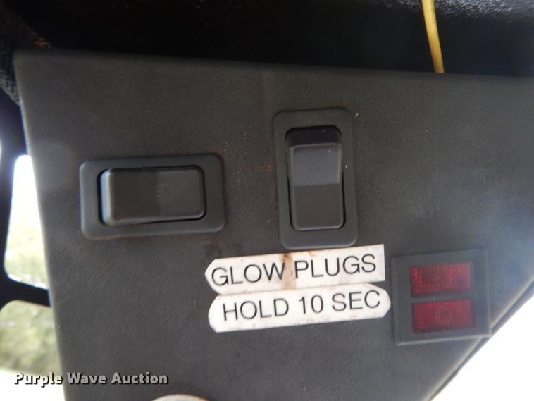 image for item DJ6673 1995 Bobcat 753  skid steer loader