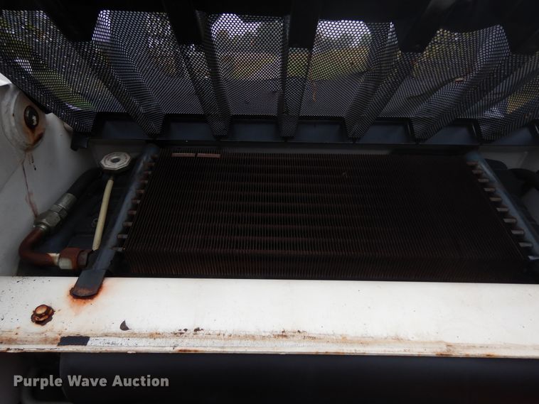 image for item DJ6673 1995 Bobcat 753  skid steer loader