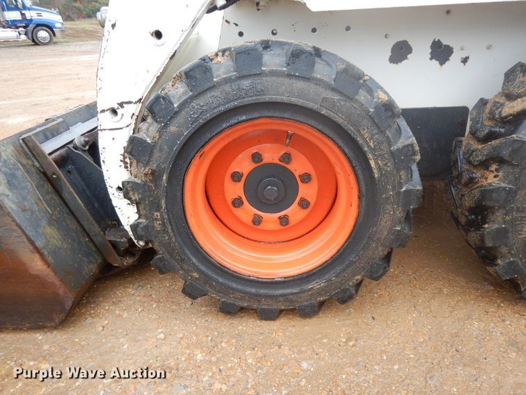 image for item DJ6673 1995 Bobcat 753  skid steer loader