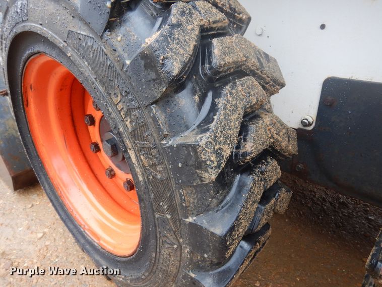 image for item DJ6673 1995 Bobcat 753  skid steer loader