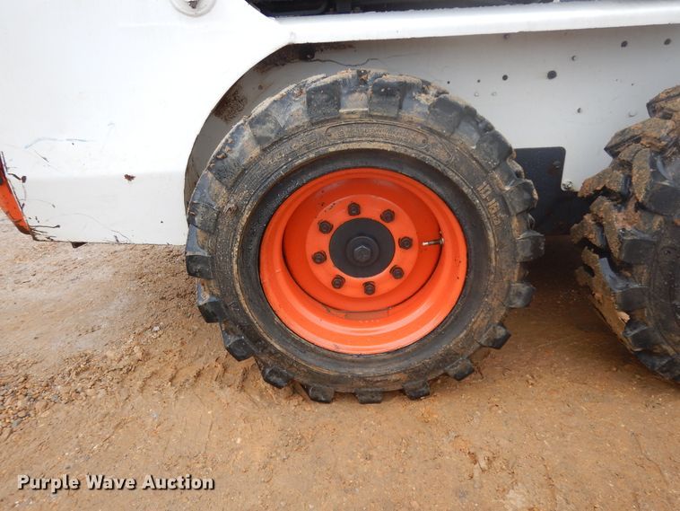 image for item DJ6673 1995 Bobcat 753  skid steer loader