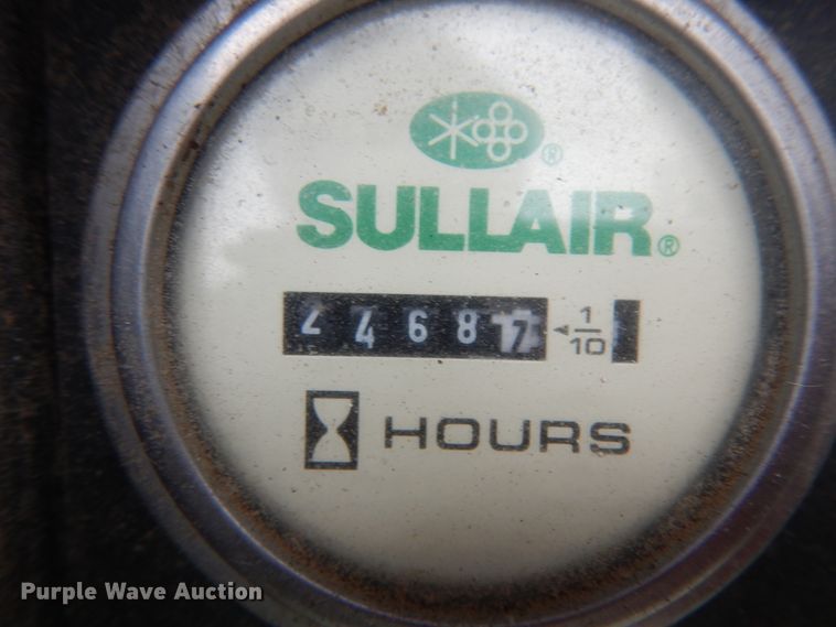 image for item DJ6674 Sullair  air compressor