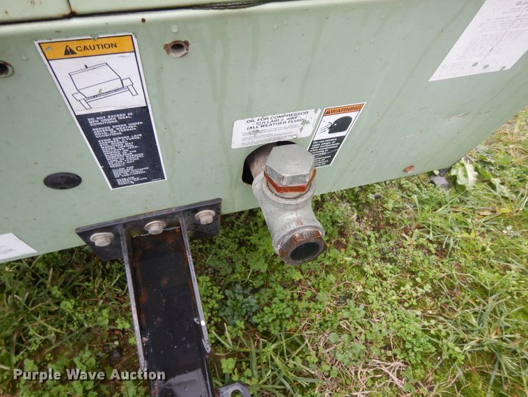 image for item DJ6674 Sullair  air compressor