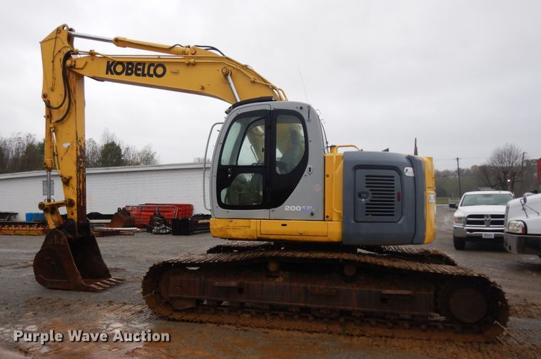 image for item DJ6675 2004 Kobelco 200SRLC  excavator