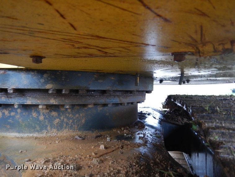 image for item DJ6675 2004 Kobelco 200SRLC  excavator