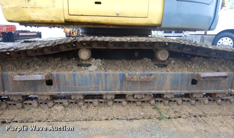 image for item DJ6675 2004 Kobelco 200SRLC  excavator