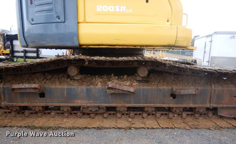 image for item DJ6675 2004 Kobelco 200SRLC  excavator