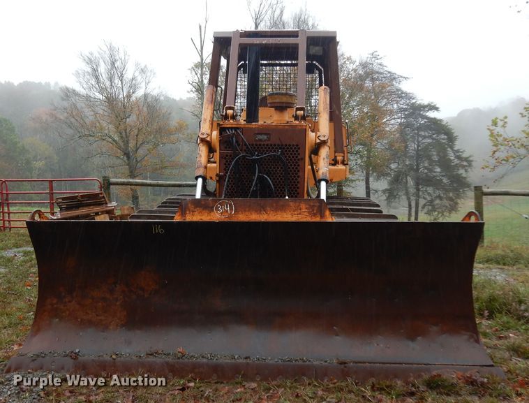 image for item DJ6676 1991 Case 1550  dozer