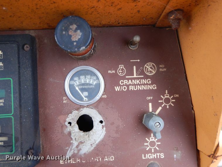 image for item DJ6676 1991 Case 1550  dozer