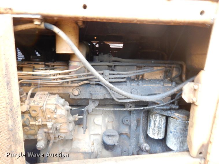 image for item DJ6676 1991 Case 1550  dozer