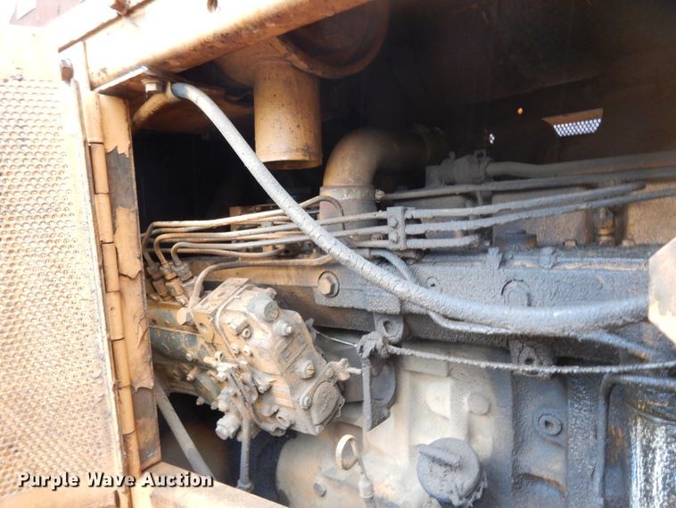 image for item DJ6676 1991 Case 1550  dozer