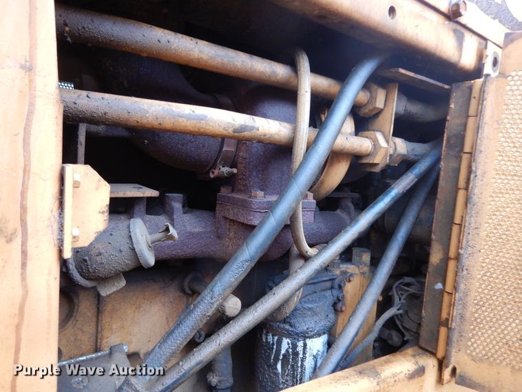 image for item DJ6676 1991 Case 1550  dozer