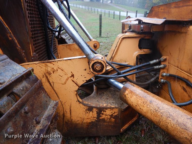 image for item DJ6676 1991 Case 1550  dozer