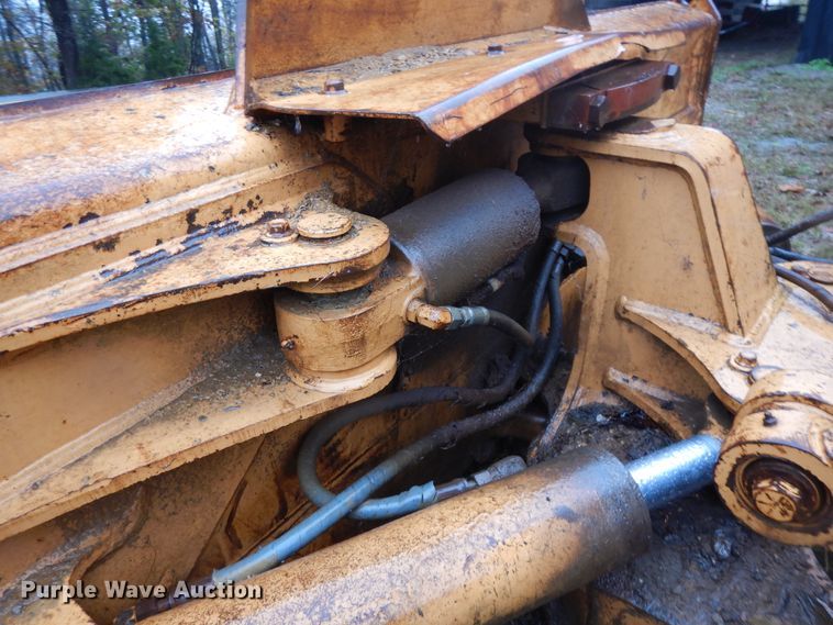 image for item DJ6676 1991 Case 1550  dozer