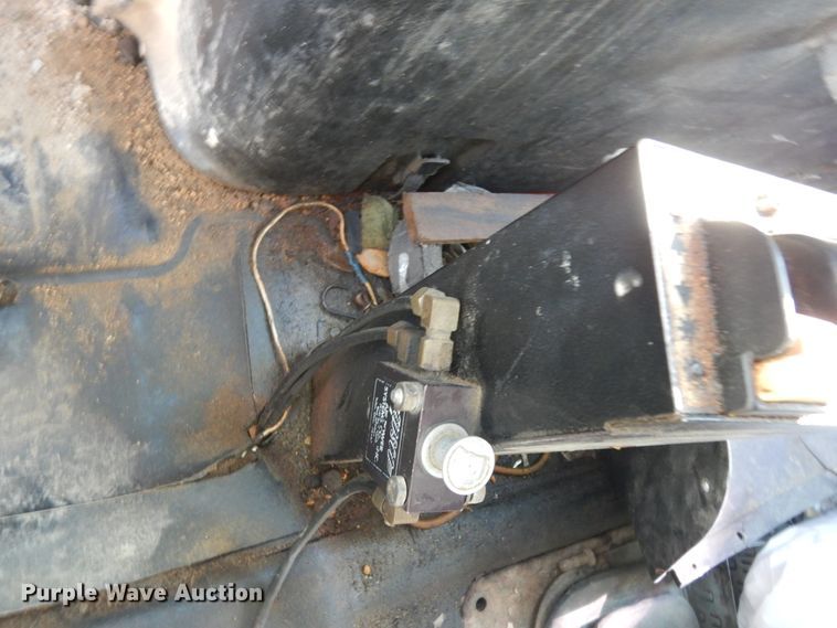 image for item DJ6689 1993 International 8200  dump truck