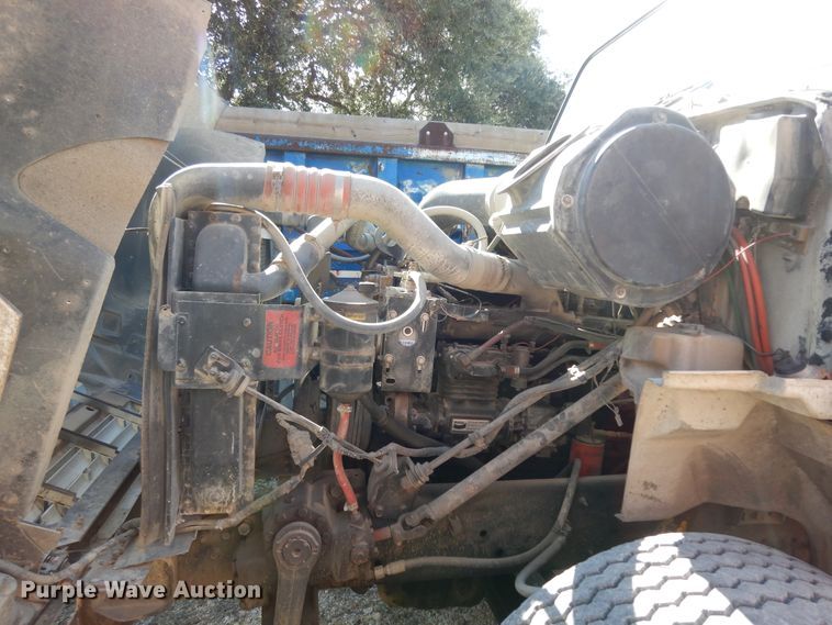 image for item DJ6689 1993 International 8200  dump truck