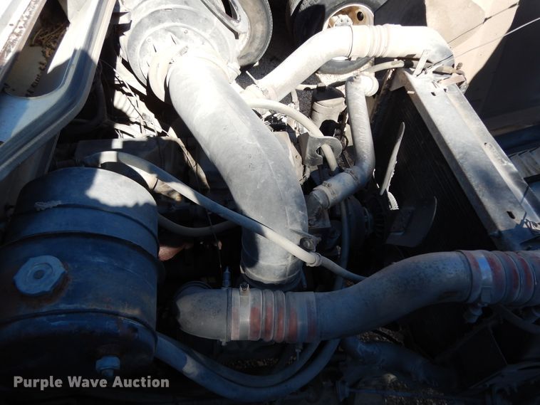 image for item DJ6689 1993 International 8200  dump truck