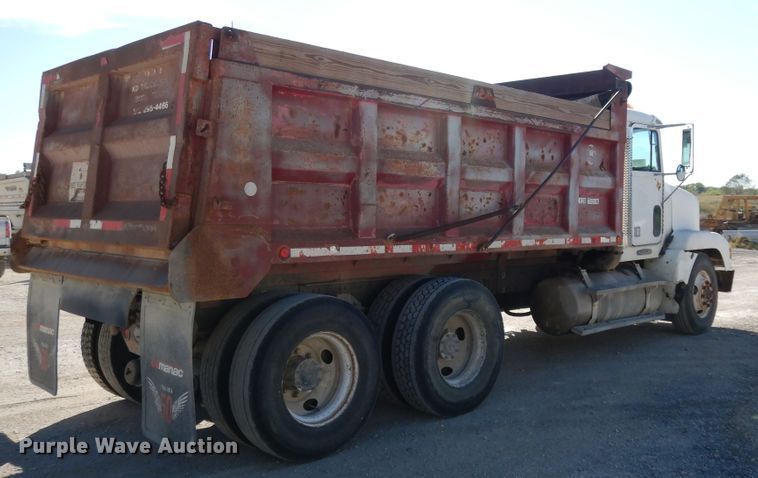 image for item DJ6690 1994 Freightliner FLD dump truck