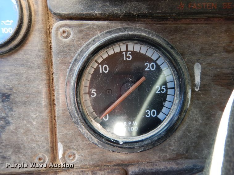 image for item DJ6690 1994 Freightliner FLD dump truck