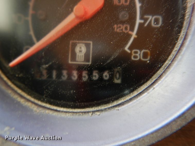 image for item DJ6690 1994 Freightliner FLD dump truck