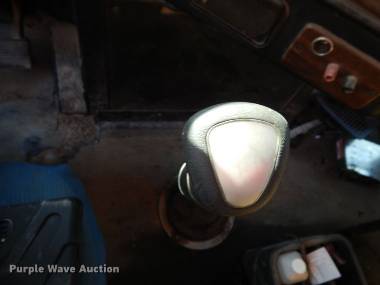 image for item DJ6690 1994 Freightliner FLD dump truck