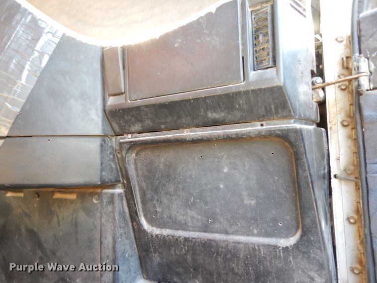 image for item DJ6690 1994 Freightliner FLD dump truck